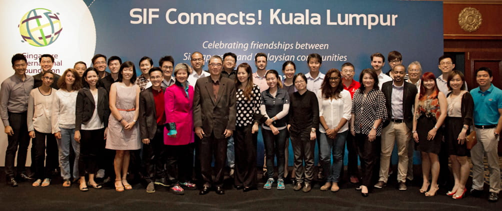 Distinguished SIF alumni and Friends of Singapore with High Commissioner Ong Keng Yong, SIF Governor Elim Chew and SIF Executive Director Jean Tan celebrating friendships between Singaporean and Malaysian communities.